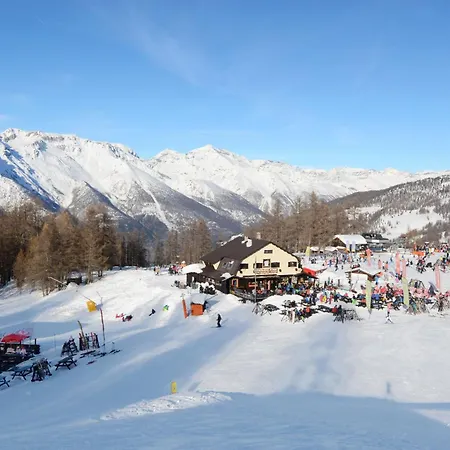 Clotes In - Out - Happy דירה Oulx