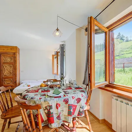 Apartment Clotes In - Out - Happy Sauze D'Oulx