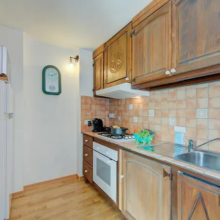 Clotes In - Out - Happy Apartman